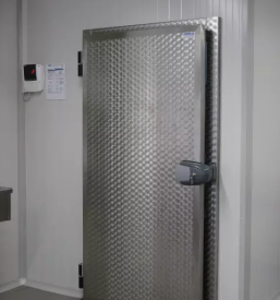 Kvalitetna hladilna vrata v sloveniji