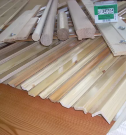 Obloge za stene in vrata, pod, ročaji, pritrdila