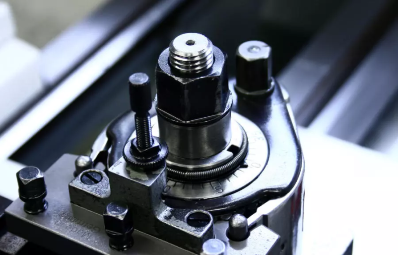 Ugodne storitve strojegradnje v Sloveniji