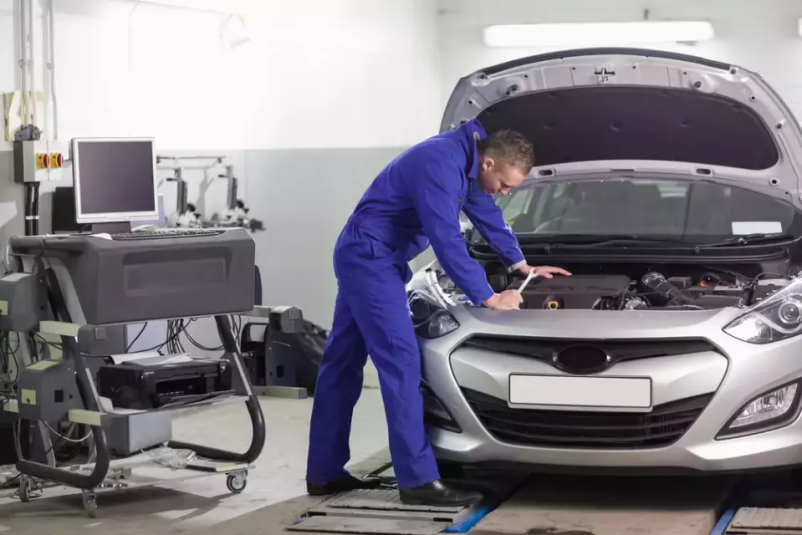 Ugoden, hitri servis vozil Ruski car