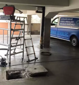 Odmasevanje kuhinjskih odtokov obala