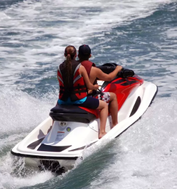 Ugoden najem vodnih skuterjev slovenija