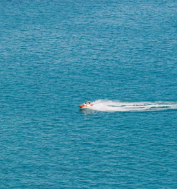 Ugoden najem vodnih skuterjev slovenija