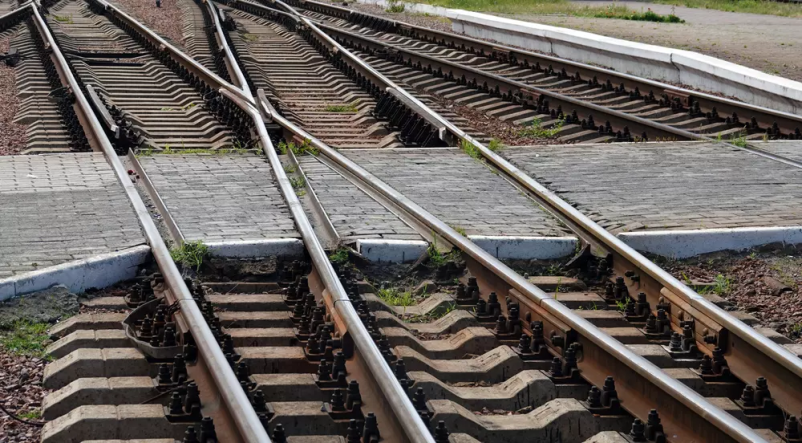 Popravilo industrijskih in železniških tirov Slovenija