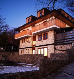 Tončkov dom na Lisci