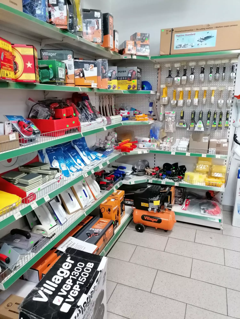 Odkup mleka, živine in lesa v zadrugi Koroška