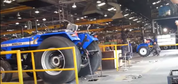 Prodaja in servis solis traktorjev Slovenija