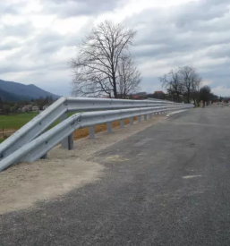 Prodaja varovalnih ograj za ceste v Sloveniji