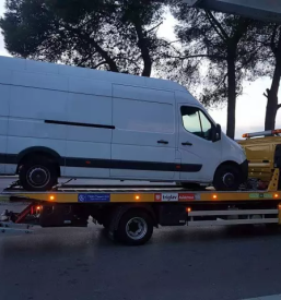 Najem avtovleke primorska