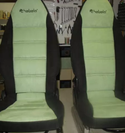 Kvalitetna zdelava oblazinjenega pohištva v Sloveniji