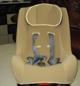 Prodaja oblazinjenega pohištva slovenske izdelave Koroška