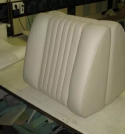 Oblazinjeno pohištvo po naročilu slovenske izdelave Koroška