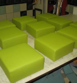 Ugodna prodaja kakovostnega oblazinjenega pohištva slovenske izdelave