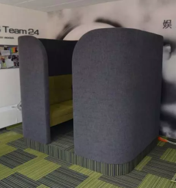 Ugodno oblazinjeno pohištvo po meri Koroška