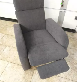 Oblazinjeno pohištvo po naročilu Koroška