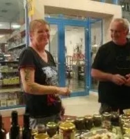 Predelava oljcnih olj slovenske istre z dodatki