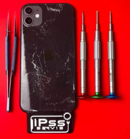 Ugodno popravilo iphona ljubljana