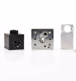 CNC Drehen und Fräsen Slowenien