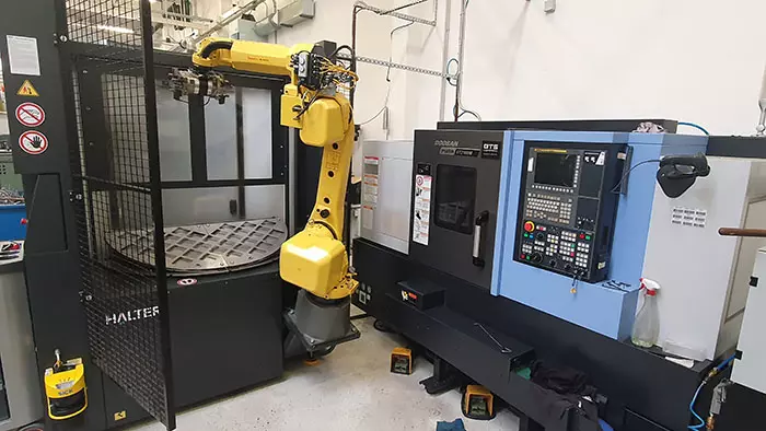 CNC Drehen und Fräsen Slowenien