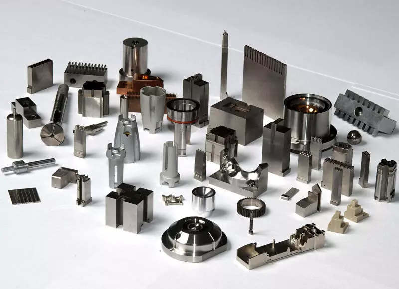 Kvalitetno CNC struženje kovin kjer koli v Sloveniji opravimo mi