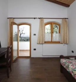 Ugoden apartma kojsko goriska