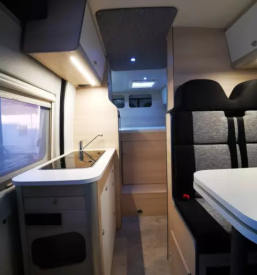 Custom made campers zvan