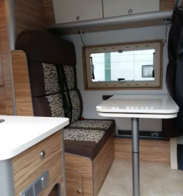 Custom made campers zvan
