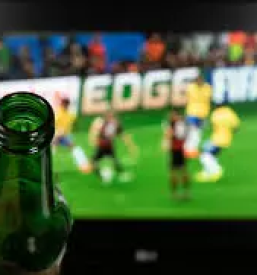 Ogled nogometa v baru Ljubljana center