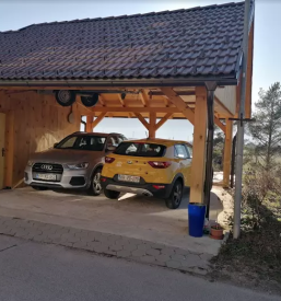 cenovno sprejemljiv druzinski apartma breznica zirovnica