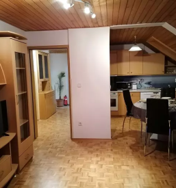lep druzinski apartma breznica zirovnica