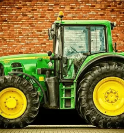 Peskanje kmetijske mehanizacije savinjska