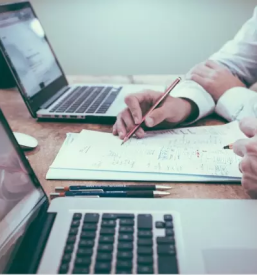 Povezovanje in izobrazevanje podjetnikov slovenija