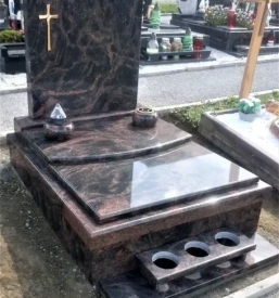 Ugodni nagrobni spomeniki po meri