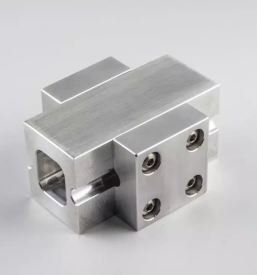 Kvalitetno cnc rezkanje kovin slovenija