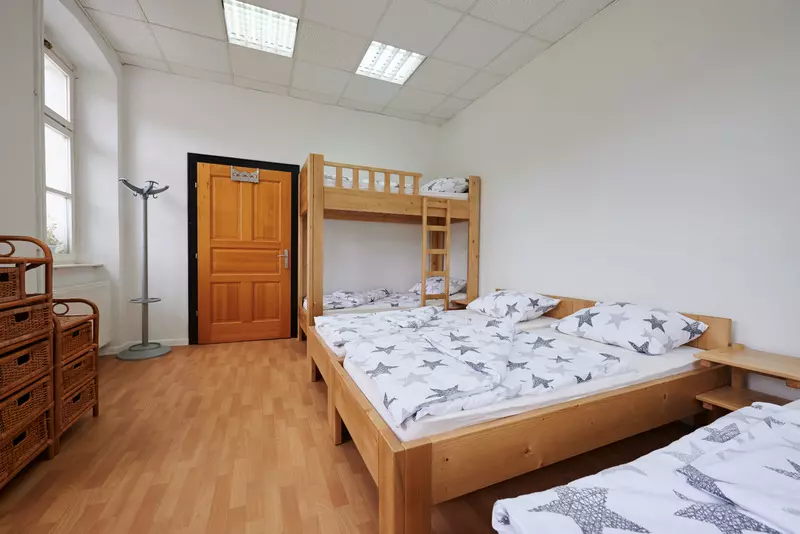 Če si želite rezervirati ugodna prenočišča, Savinjska pa je regija kjer jih iščete, se obrnite na nas.