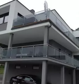 Kovinski nadstreski v sloveniji