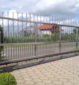 Ugodna vrata za dvorišča Slovenija