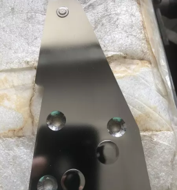 Kakovostno mikropeskanje kovinskih izdelkov 