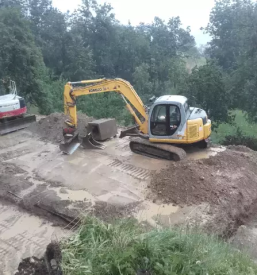 Zemeljska dela z bagrom Škofja Loka