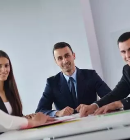 Pomoč pri delovnih dovolilnicah Slovenija