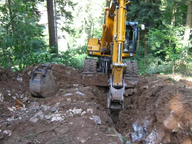 Gradbena mehanizacija Vrhnika