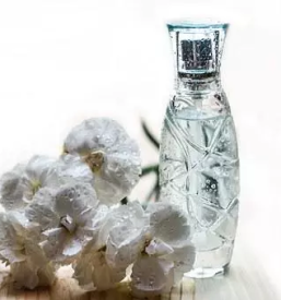 Prodaja tocenih parfumov obala