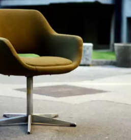 Thonetovi stoli Ljubljana