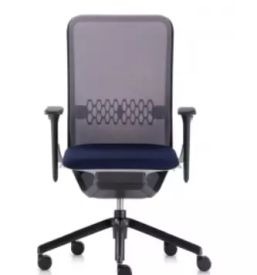 Servis Thonetovih stolov 