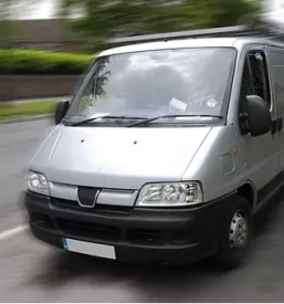 Najem vozila in najem kombija litija