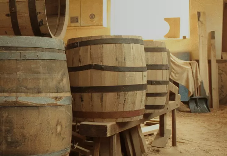 Kvalitetni leseni sodi narejeni v Sloveniji