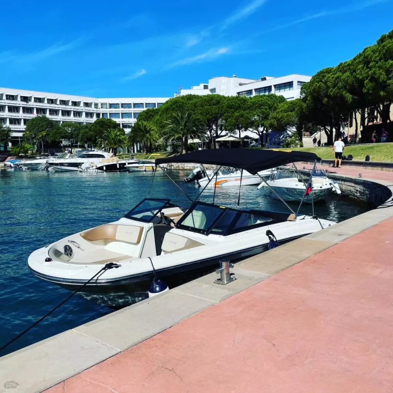 vzdrževanje motornih plovil