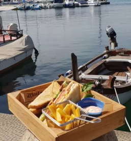 Kvalitetne ribje jedi izola