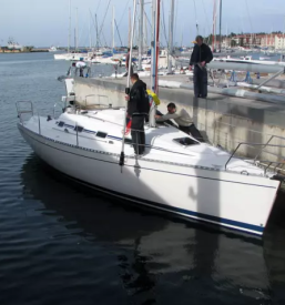 Ugodna izdelava izdelkov iz poliestra slovenija