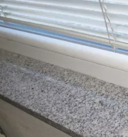 Kamnite okenske police osrednja slovenija